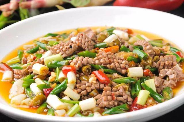 吃什么对腰好，腰酸吃什么好（建议男人常吃3种“健腰菜”）