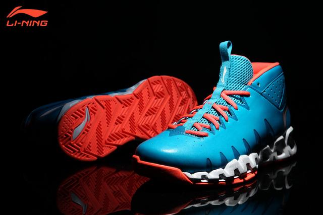 李宁篮球鞋怎么样，李宁和安踏哪个好（李宁做了一双更强的“超轻”篮球鞋）
