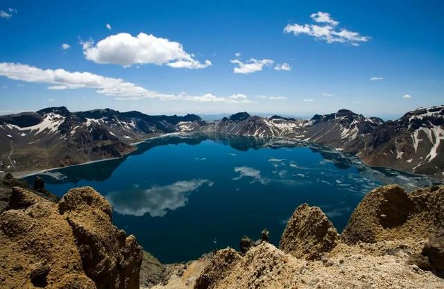 4中国很快将发生特大地震，唐山大地震发生在哪一年（监测到活动频繁）