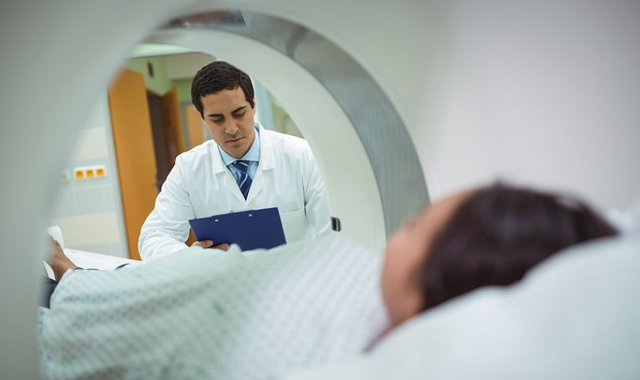 小孩做核磁共振对大脑有没有伤害，儿童做磁共振是否对大脑有影响（为何不建议大家做“核磁共振”）