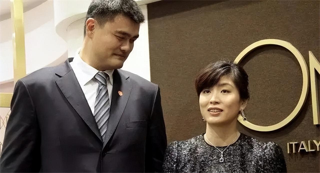 姚明妻子(姚明与妻子叶莉近况) - 青木春