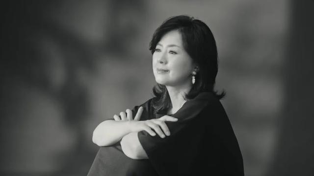 延生普佛视频唱诵，打普佛念什么经（这位女星真不愧是日娱神话…）