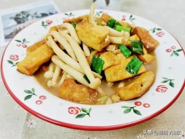 月子可以吃什么菜，坐月子吃什么菜好（家庭主妇最拿手的10道家常菜）