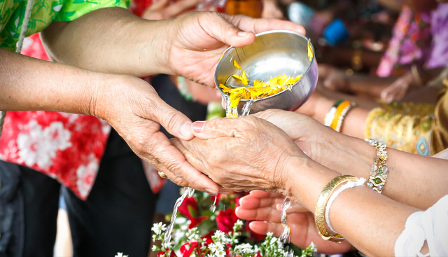 泰国没有冬天吗，为什么冬天去泰国（一个月工资是多少呢）