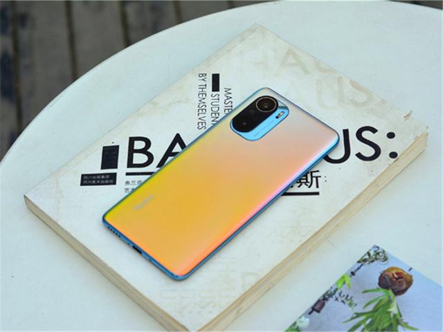 小米10s屏幕是哪个厂商的，荣耀20i换屏幕多少钱（小米10S、红米K40和小米12X）