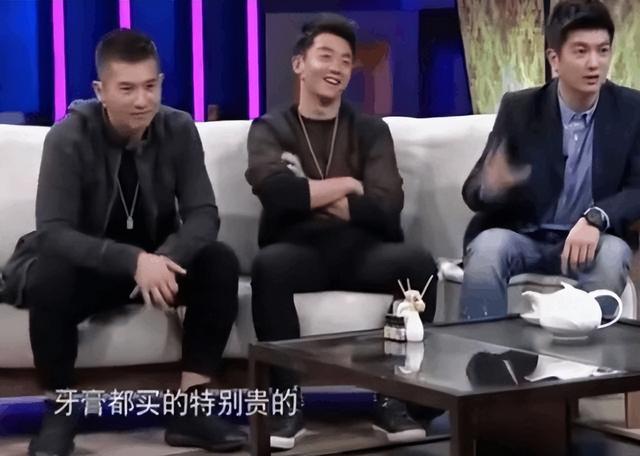 程晓玥和郑恺分手后再见面，如今回看郑恺和程晓玥的恋情