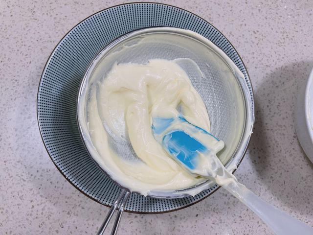 月子能吃蛋糕吗，坐月子能吃蛋糕吗（建议做这个蛋糕吃）