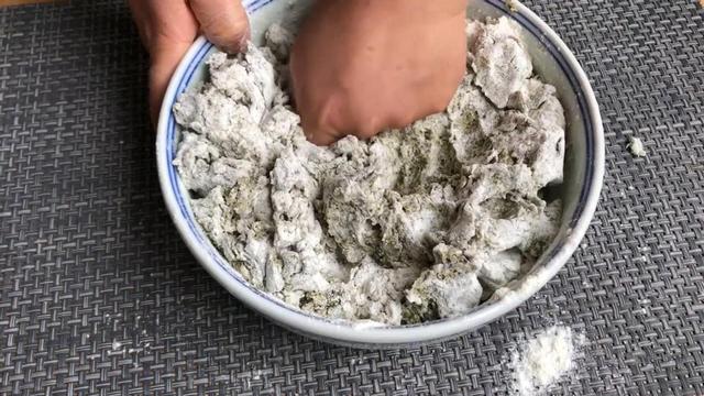 女人吃猪肝有什么好处，猪肝一周吃几次补血（多吃“4红3黑2绿”）