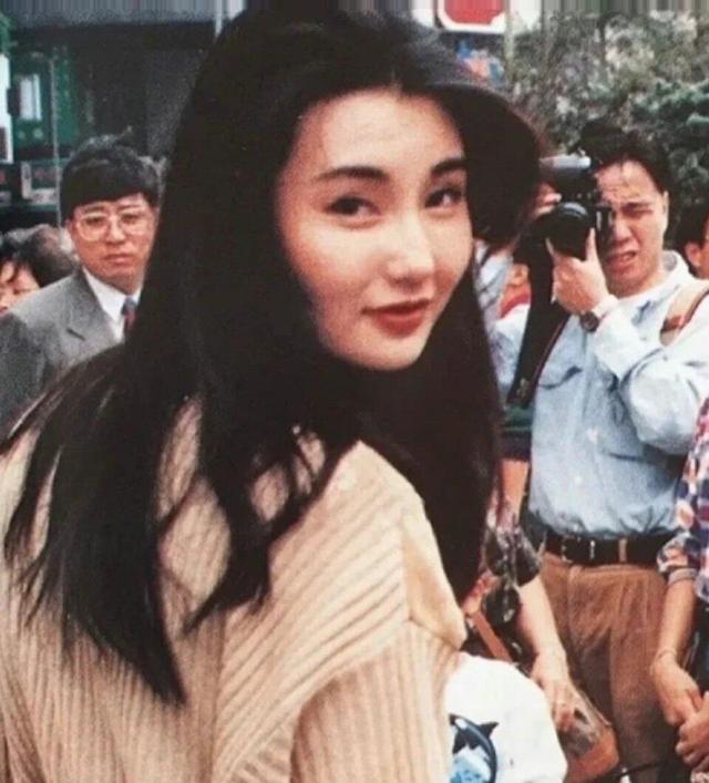张曼玉面相分析，张曼玉与刘嘉玲的面相更有福气（才懂什么是名副其实的“皮相美人”）