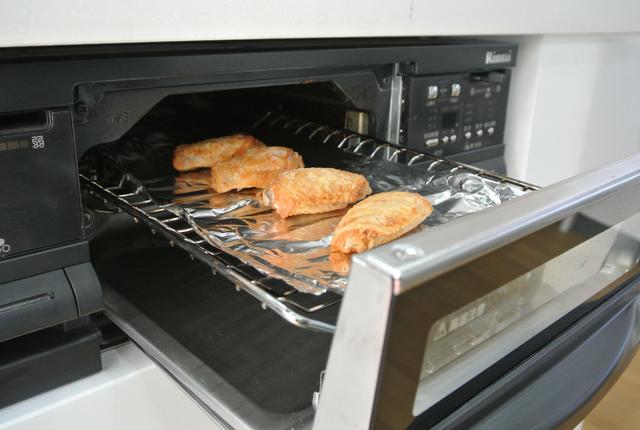 烤箱健康还是空气炸锅健康，烤箱和空气炸锅哪个更实用（空气炸锅和烤箱哪个更适合家用）