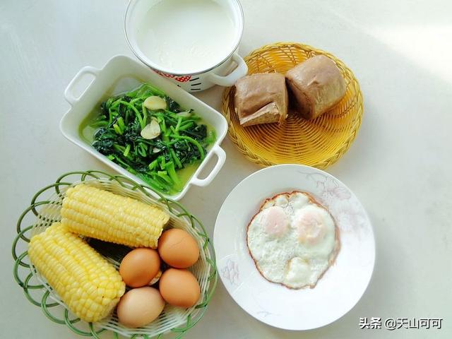 煎鸡蛋粥做法，煎鸡蛋汤做法（七天早餐不同搭配）