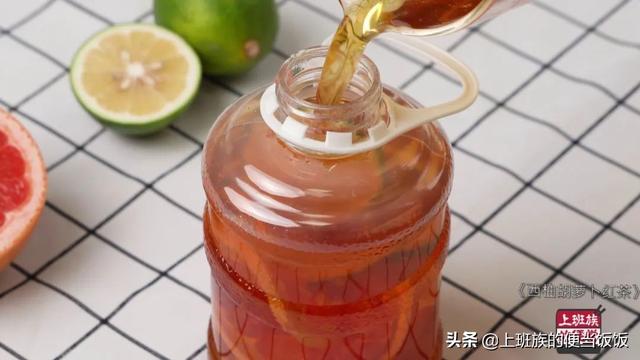 简单还好喝的自制饮料怎么做啊，简单还好喝的自制饮料怎么做啊英语（自制夏日饮品，清爽解渴太棒了）