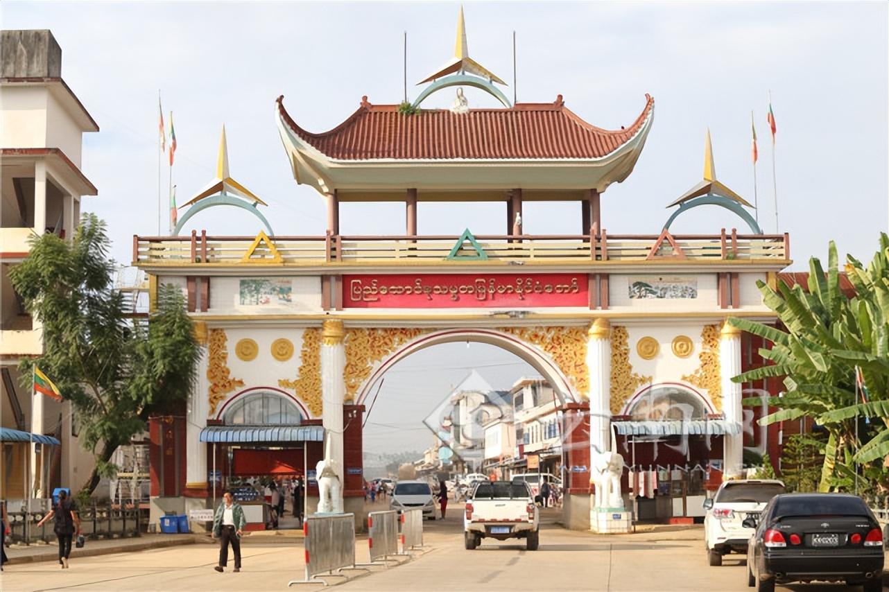 华人目前在缅甸的社会地位如何，是怎么起源的