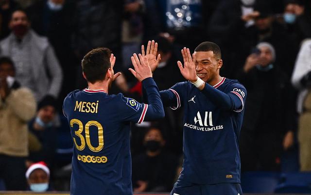 天下足球播出时间，免费足球直播app排行榜（CCTV5直播U19国足征战亚洲杯预选赛+天下足球）