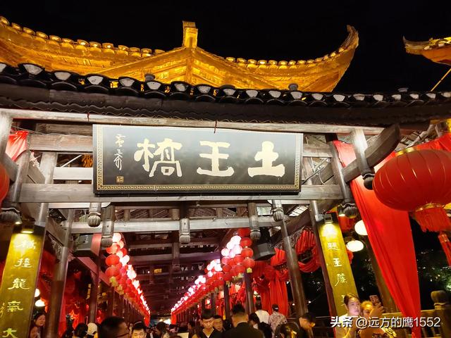 芙蓉镇门票多少钱，芙蓉古镇门票免费时间（自驾游湘西芙蓉镇）