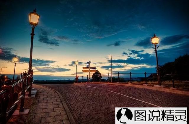 心痛伤感网名，心痛伤感网名男微信昵称（疼到骨子里心碎伤感地说说38句-图说精灵）