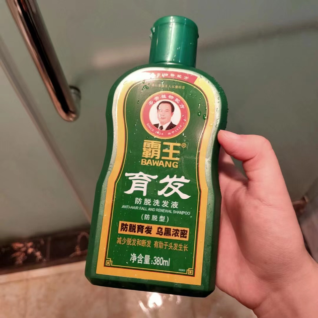 shampoo是洗发水还是护发素，shampooing（被“外表”耽误的4款国货洗发水）