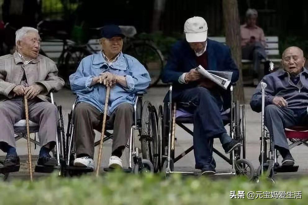 喜丧指老人多大岁数走了，老人快不行的五个征兆（多少岁算“喜丧”）