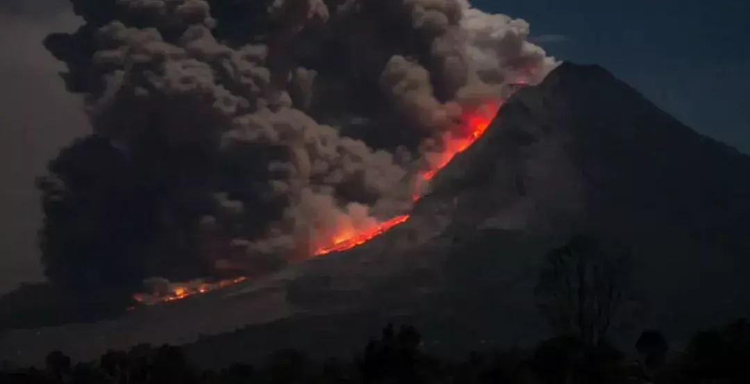 火山为何会爆发？一文为你揭秘火山喷发原因 第1张