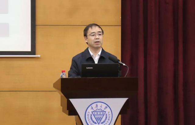 重庆大学民主湖，重庆大学工作组赴云南绿春推进乡村振兴工作（重庆大学校长张宗益为新进教职工做专题报告）