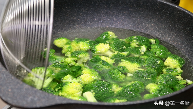 素菜菜谱家常菜做法，分享6道素食家常菜（怎样做素食素菜）