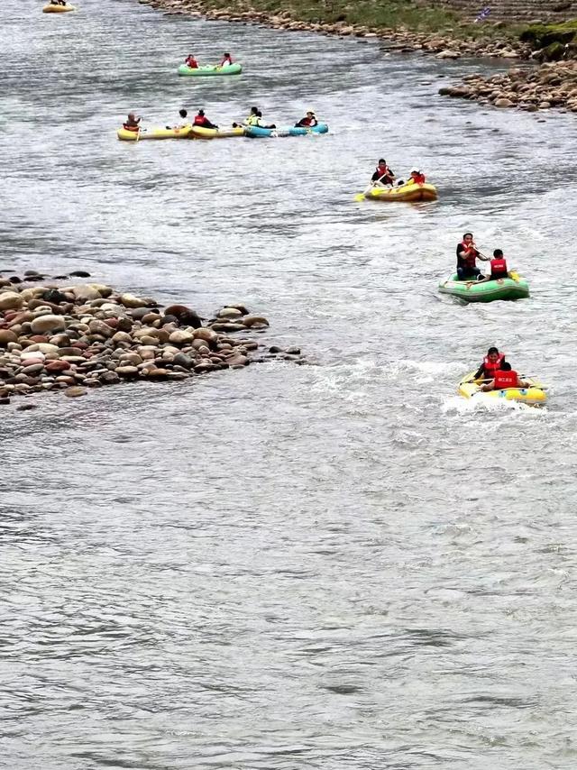 附近游泳馆在哪里最近，天通苑附近哪里有游泳馆（穿丛林越峡谷，比空调屋还凉快）