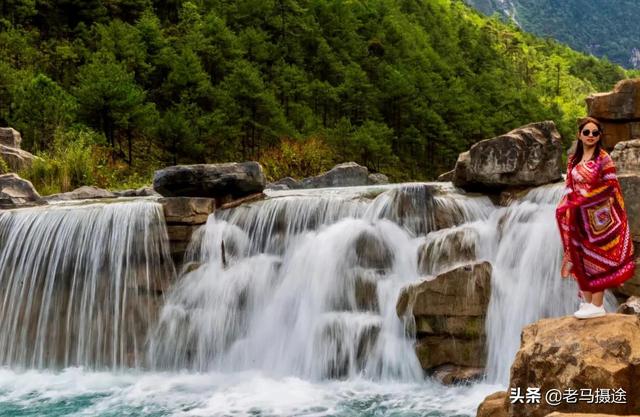 云南旅游景点蓝月谷，云南蓝月山谷（虽没苍山洱海名气大）