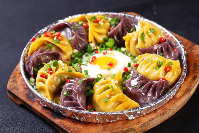 大年初一到十五的风俗，过年初一到十五的风俗有哪些（“大年初一到初七”原来要这样吃）