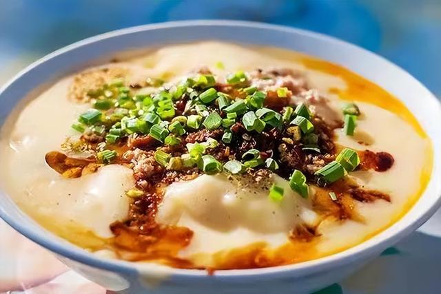 都说这12道美食最能代表云南，您同意吗？最后一道外地人不敢尝试