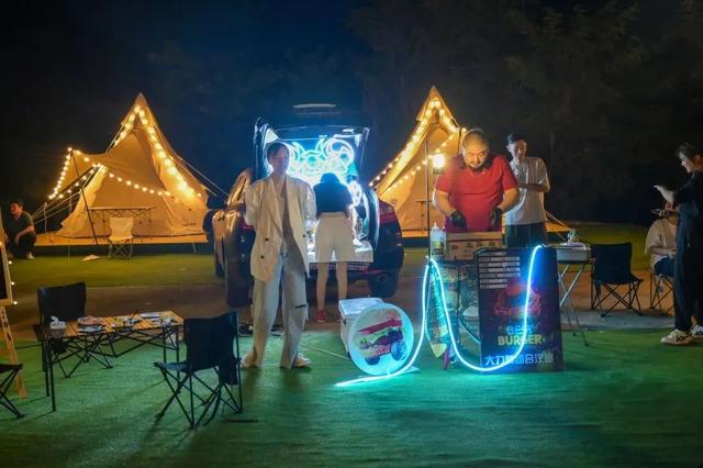 蒙古包帐篷价格，12米蒙古包价格（莱芜这三处绝美露营地）