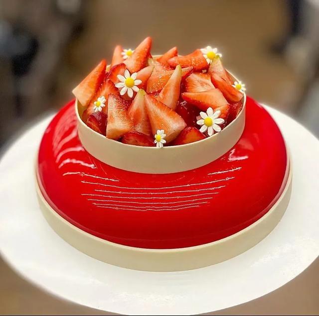 慕斯是啥，氨基酸奶油沐浴慕斯是啥（科普丨慕斯蛋糕的基本知识）