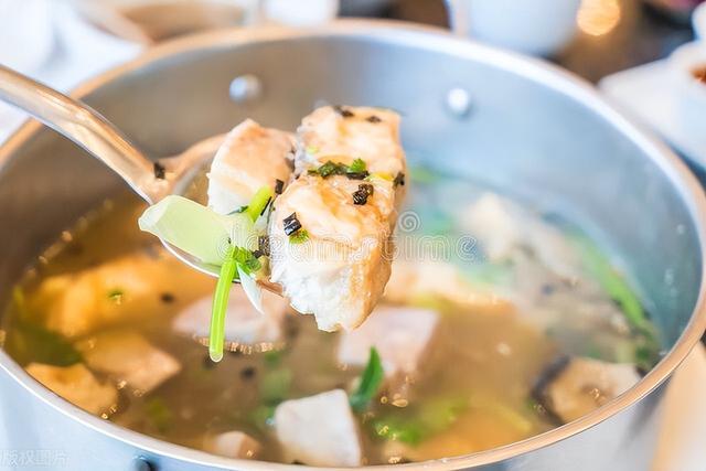 立冬吃啥，立冬吃啥水果最好（中秋节吃什么）