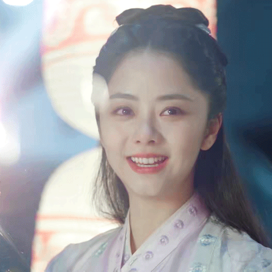 请叫我总监谭松韵家里各种奖项，谭松韵9部热播剧你看过几部