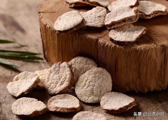 如何炖羊肉好吃，如何炖羊肉又软又好吃（只需2样料）
