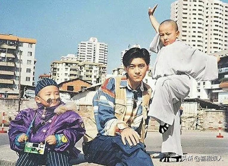 同样是过气艺人，有人退圈当百亿 明星总裁(关于明星总裁的简介)