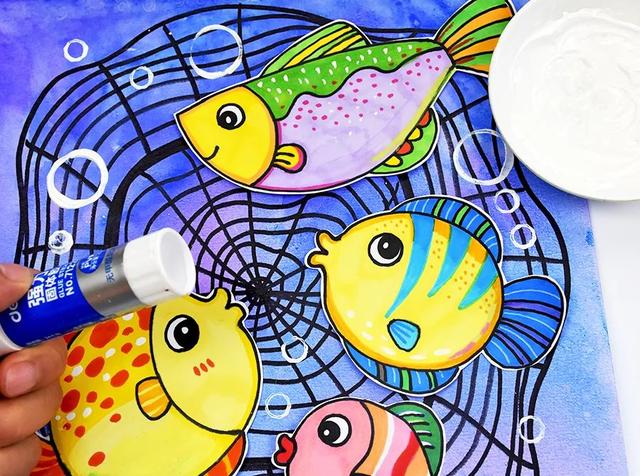 儿童创意画教程100课，儿童创意画教程100课儿童绘画（秋季幼儿艺术课程《网住一兜鱼》）