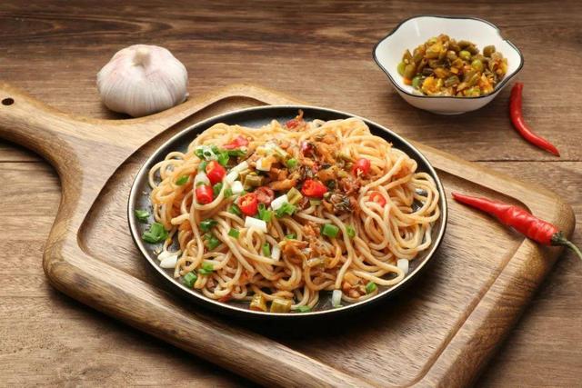 江西美食，江西美食作文600字（江西最出名的9道名菜）