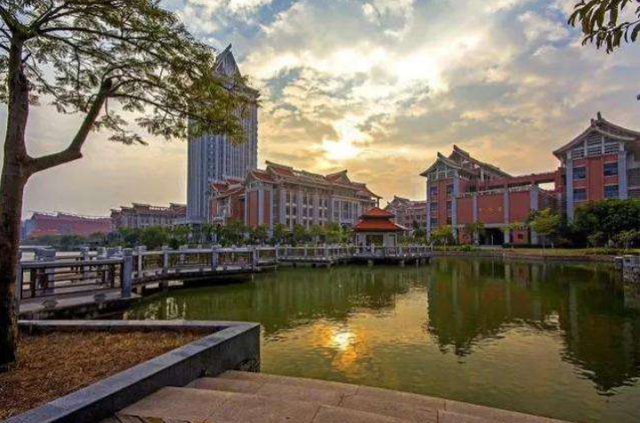 厦门集美大学是几本，集美大学是几本大学（福建省的一本大学名单出炉）