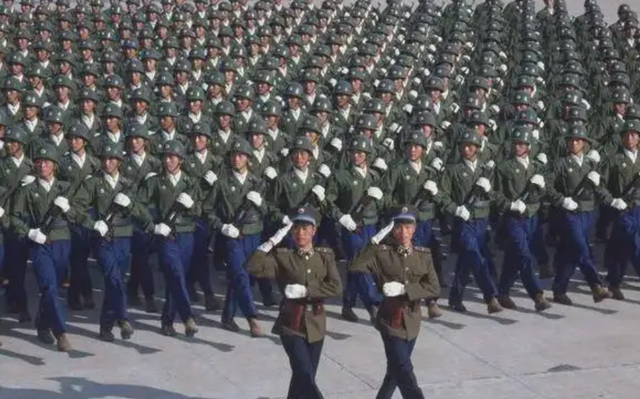 精兵简政的精是什么意思，精兵简政的精是什么意思字典上的解释（邓小平向全世界宣布裁军百万）