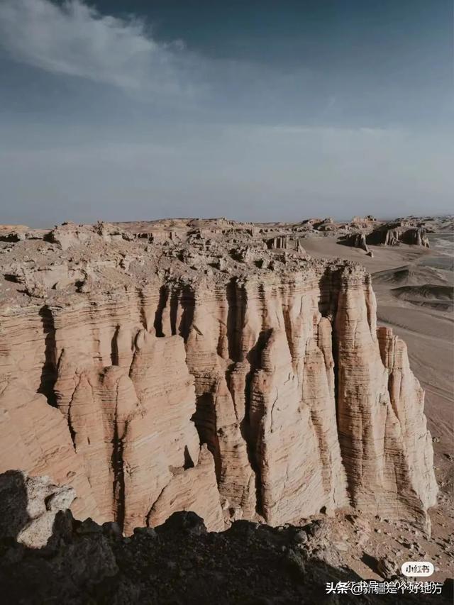 哈密旅游景点大全，哈密旅游攻略（自驾新疆第一站）