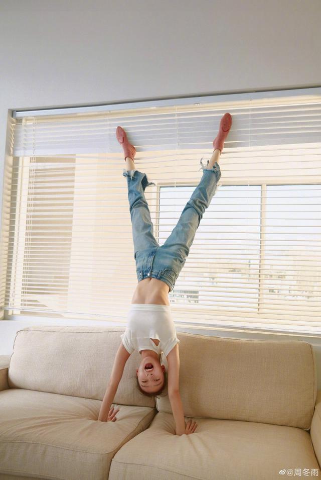 虎的成语吉祥语，李易峰跟金鱼合影（虎成语大全四字吉祥语）