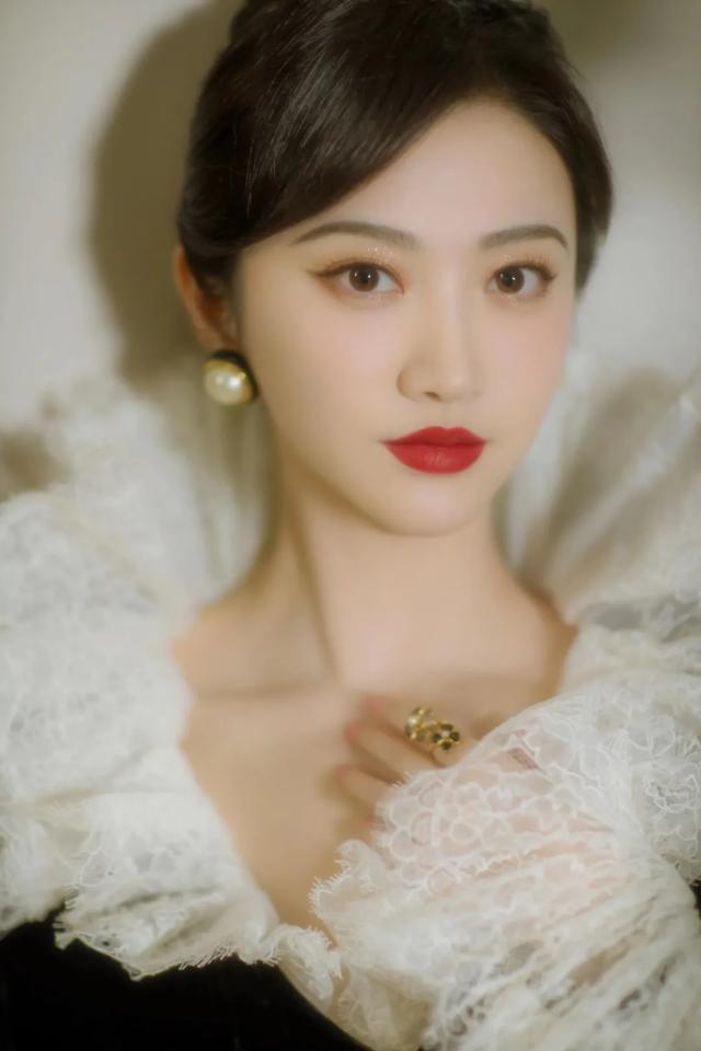 眉毛怎么画,眉毛怎么画 初学者画画(1分钟画出自然,显脸小的眉毛)