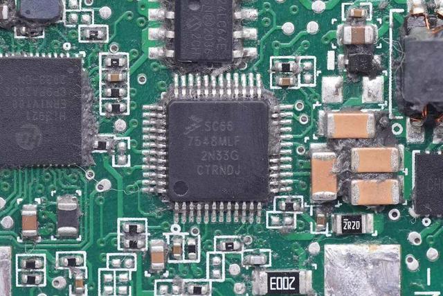 华为光伏逆变器，华为的光伏逆变器受不受禁令（拆解华为450W智能光伏优化器带你有全新了解）