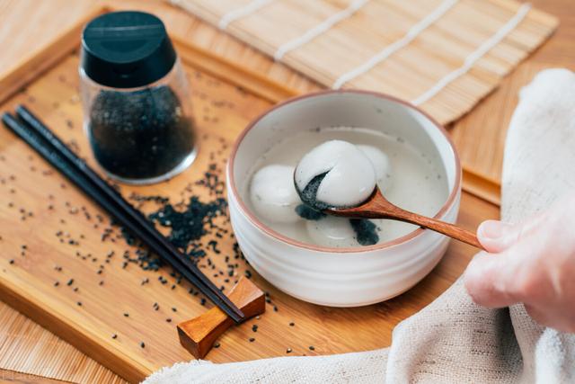 汤圆馅（汤圆馅做法，4种馅料汤圆记得吃（汤圆馅怎样做）