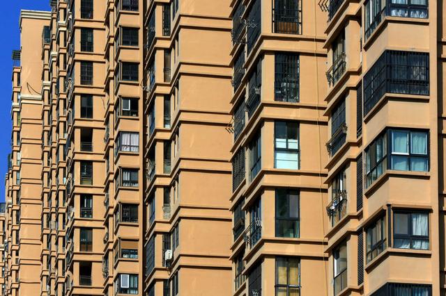 顶楼复式为什么难出手，住过复式房子的感受（红极一时的顶层复式房）