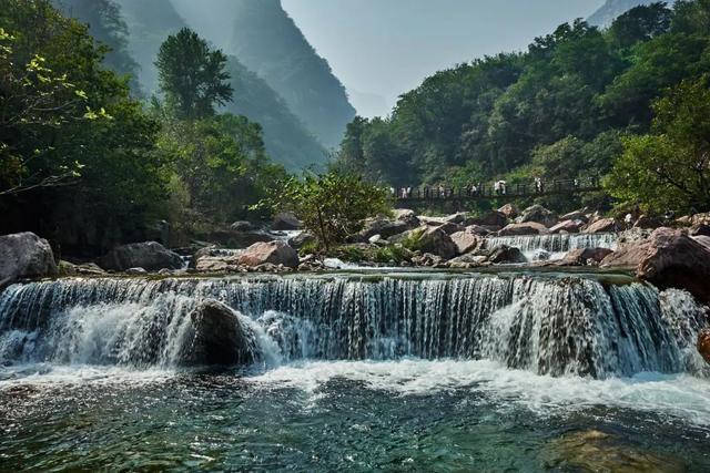举起手来拍摄地，举起手来拍摄地郭亮村介绍（悬崖上有隐秘古村）
