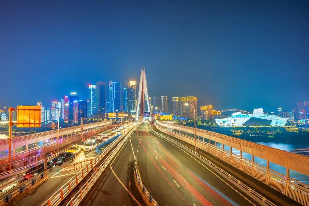 重庆旅游必去十大景点，重庆旅游十大必去景点（重庆这些100%的打卡地）