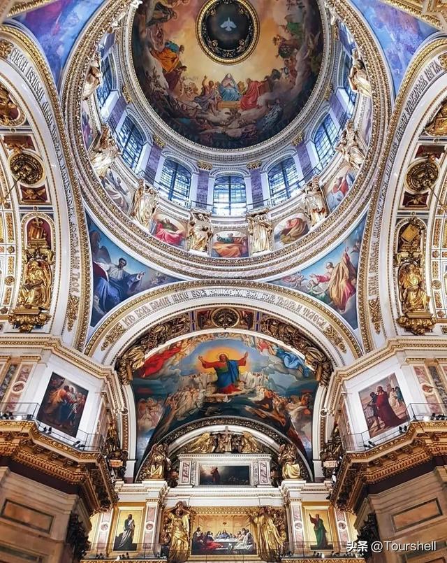 世界上最大的教堂，世界上最大的教堂是什么（圣彼得堡最美丽的教堂）