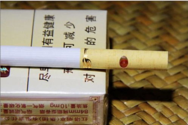 香烟烟嘴里面的爆珠是什么，有什么作用（九种香烟被列入黑名单）