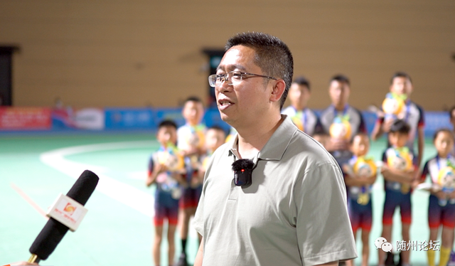 急速轮滑（极速轮滑，随州“轮滑队”勇夺全省第一（轮滑速滑最快速度）